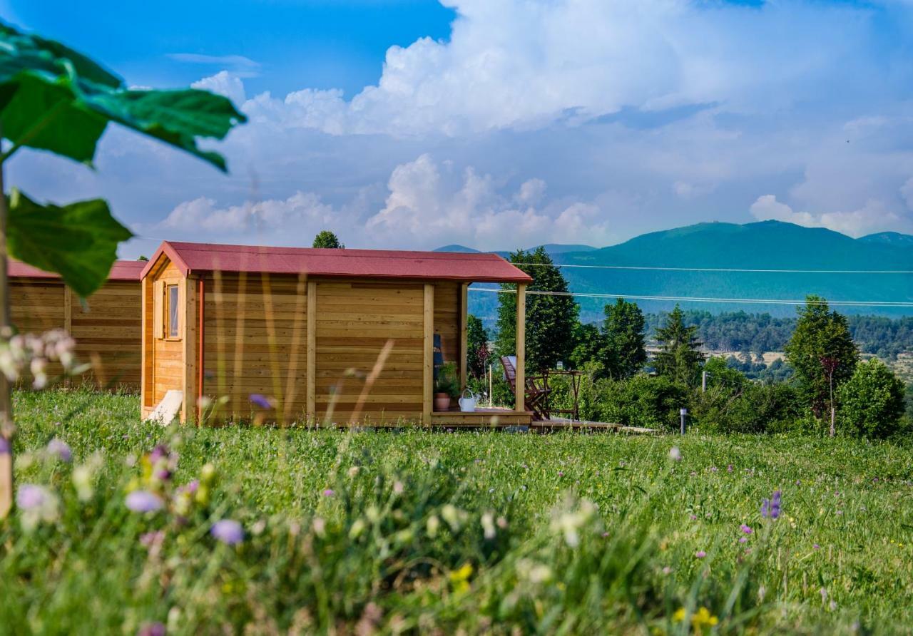 Camp The Sunrise Hill Hotel พิฟกา ภายนอก รูปภาพ